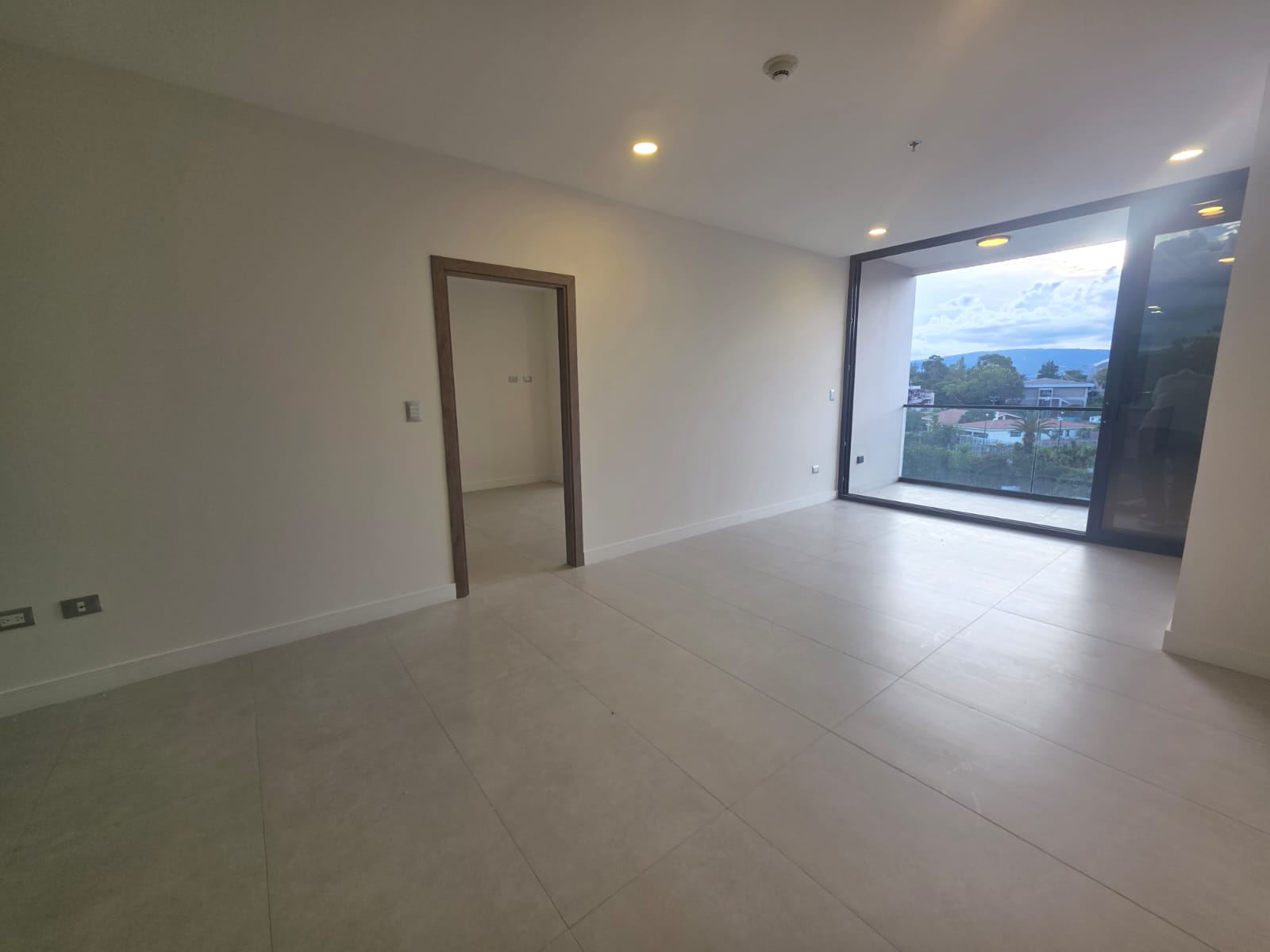 SE VENDE APARTAMENTO 100% NUEVO EN TORRE KIREI