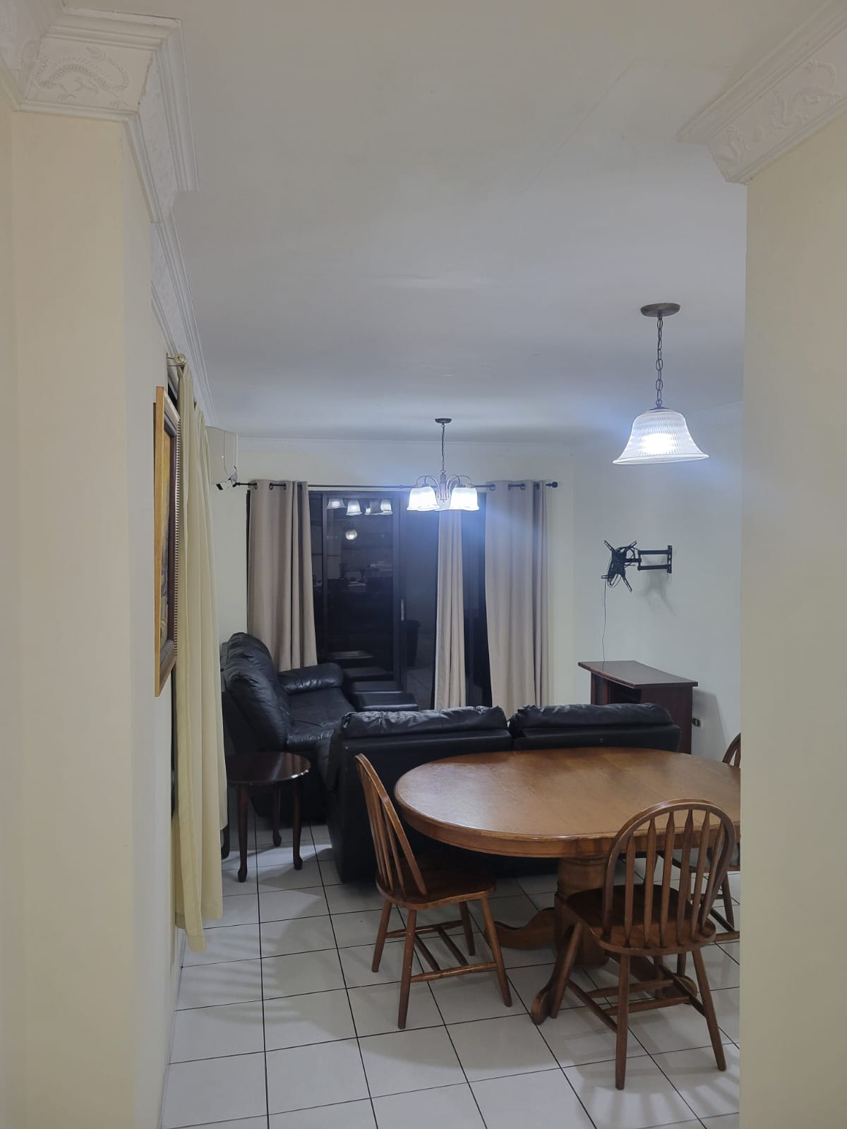 Se Renta Apartamento Amueblado en Lomas del Guijarro 101